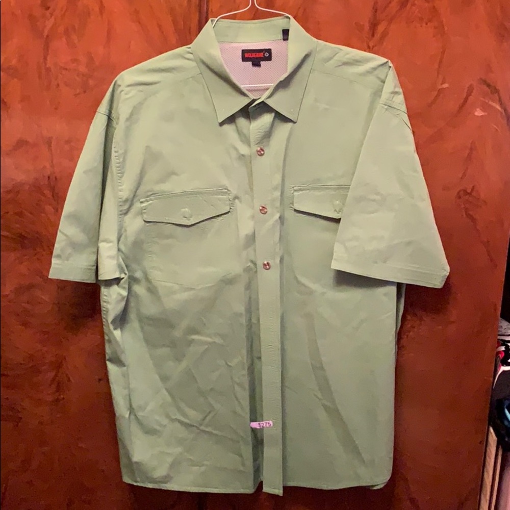 Men’s Wolverine short sleeve XL shirt